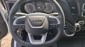 IVECO Daily 35S14 V FURGON