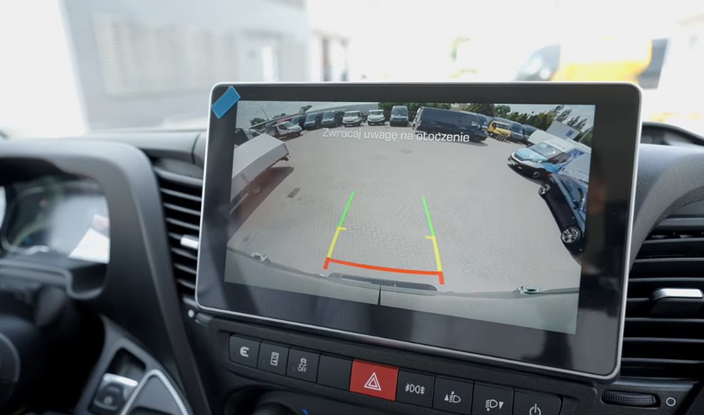 IVECO Daily: Asystent wyjazdu z miejsca parkingowego RTCB